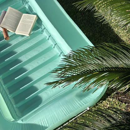 Glowlounge™ – Inflatable Tanning Pool Lounger